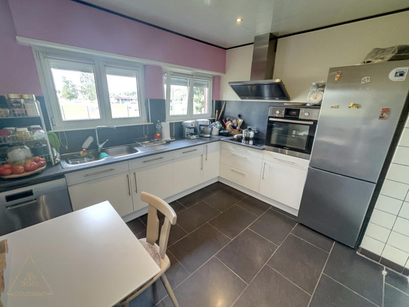 Maison - 94 m² - 4 pièces