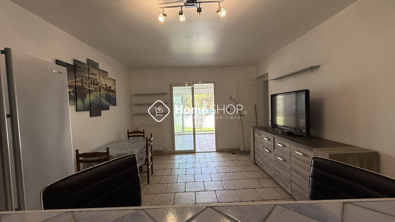 Villa - 196 m² - 7 pièces