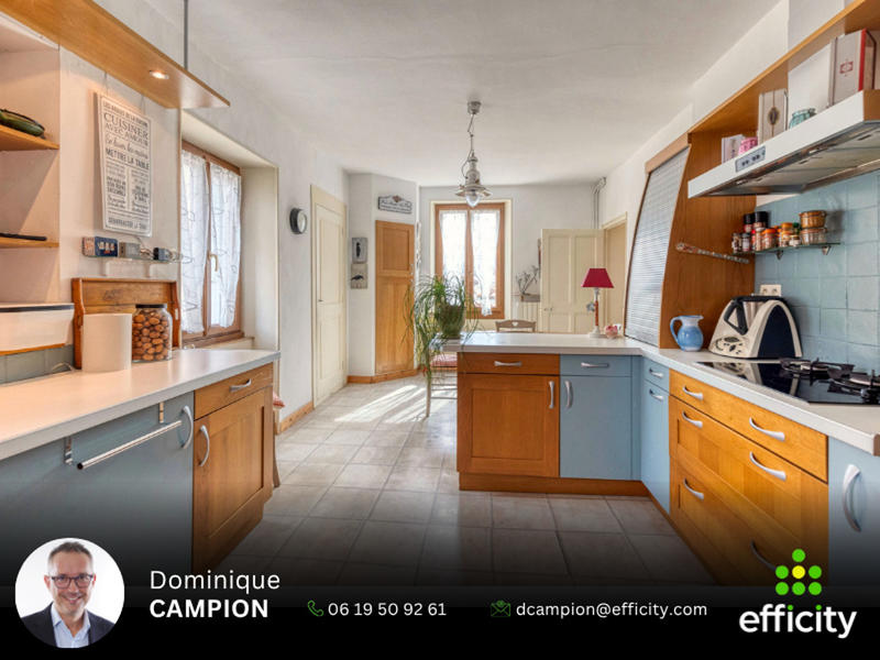 Appartement - 155 m² - 4 pièces