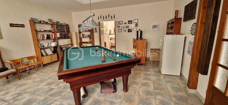 Maison de ville - 211 m² - 9 pièces