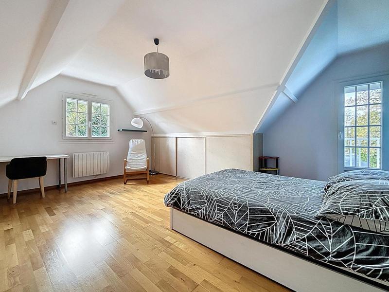 Maison - 157 m² - 6 pièces