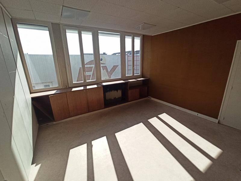 Bureau - 400 m²