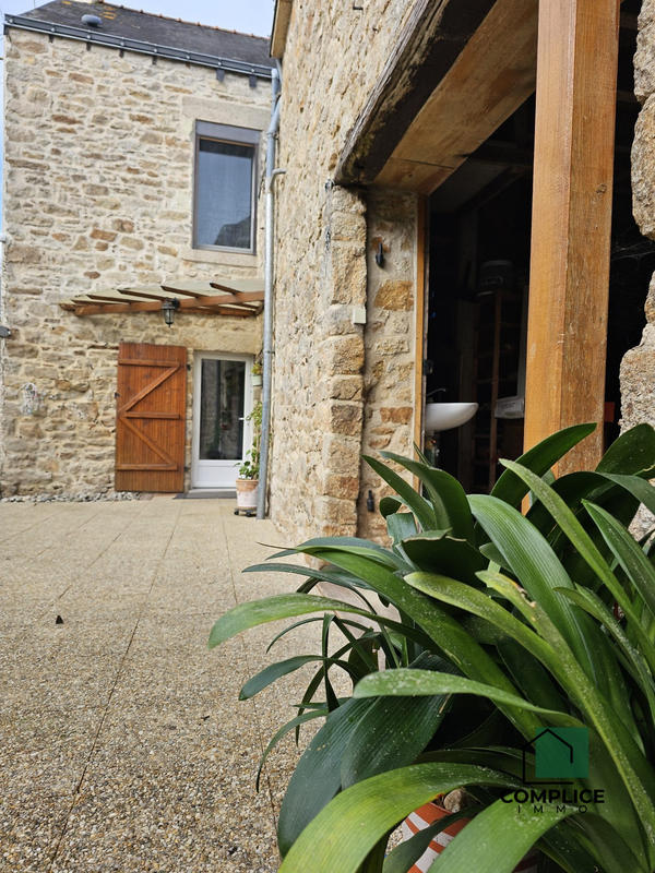 Maison ancienne - 104 m² - 5 pièces