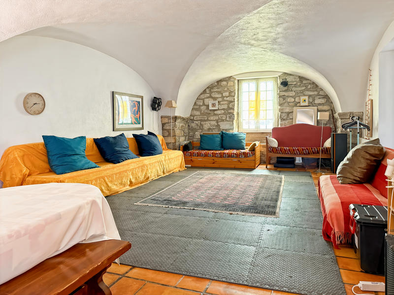 Propriété - 398 m² - 13 pièces