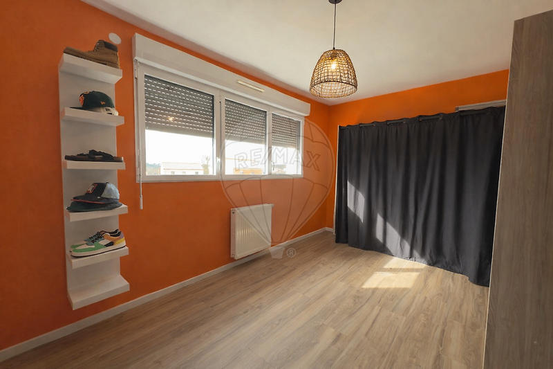 Maison - 108 m² - 4 pièces