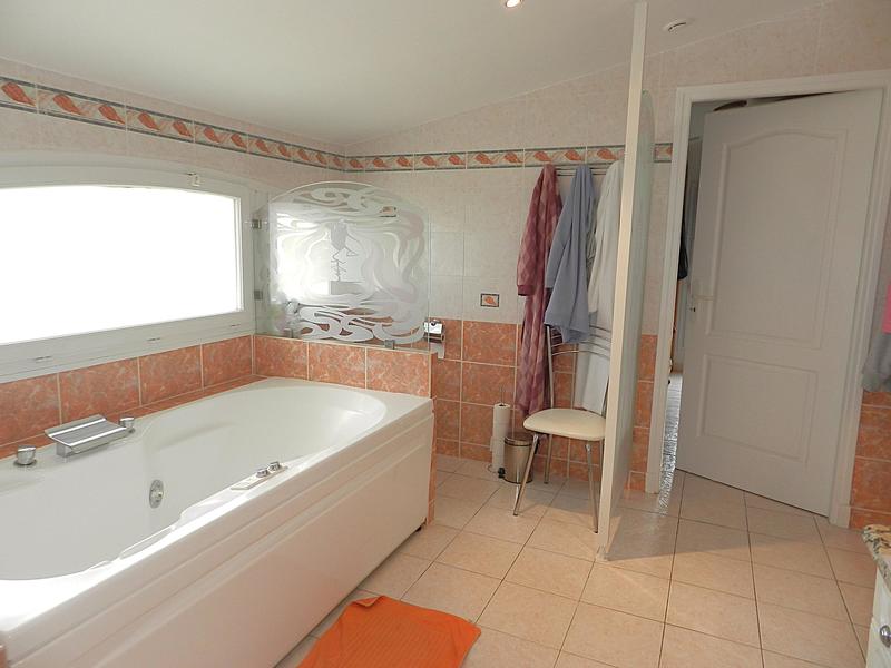 Maison - 157 m² - 7 pièces