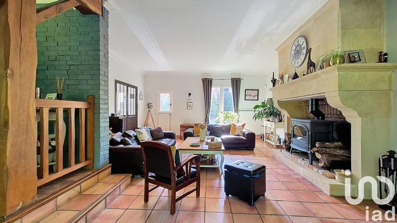 Maison - 210 m² - 7 pièces