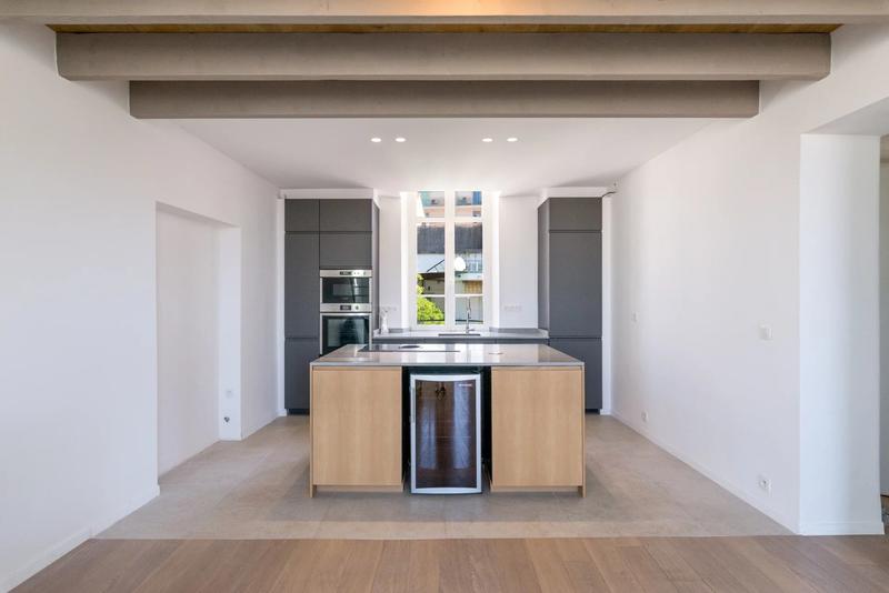 Appartement - 95 m² - 4 pièces