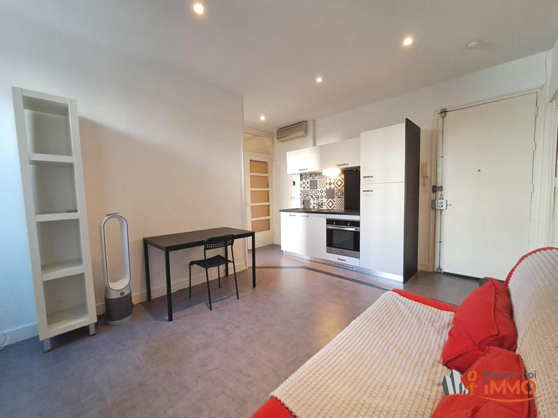 Appartement - 121 m² - 5 pièces