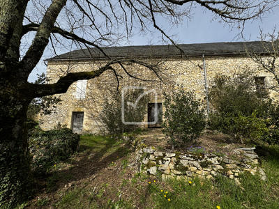 Maison - 128 m² - 9 pièces