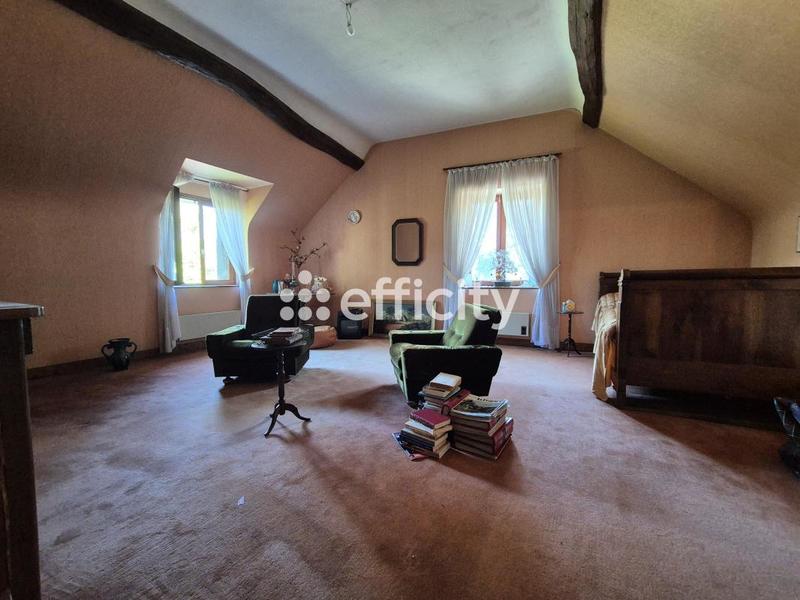 Maison - 177 m² - 7 pièces