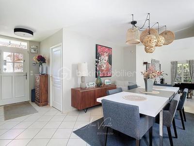 Maison - 170 m² - 7 pièces