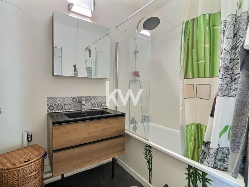 Appartement - 77 m² - 4 pièces