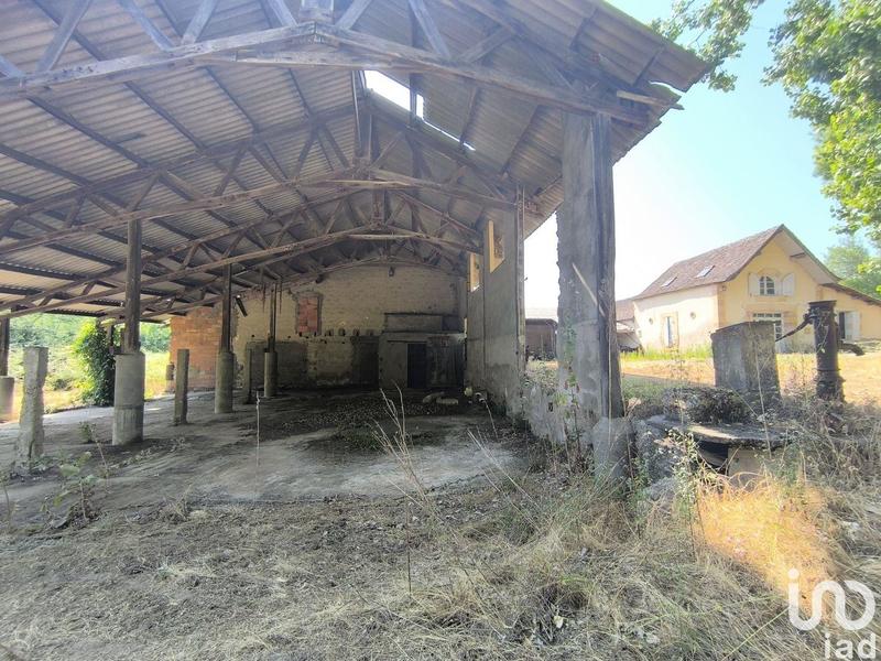 Château - 195 m² - 9 pièces