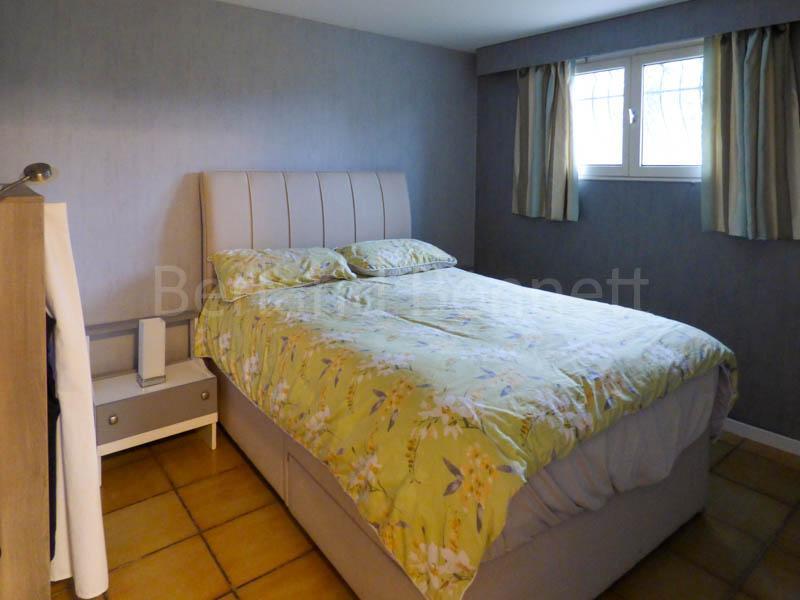 Pavillon - 195 m² - 10 pièces