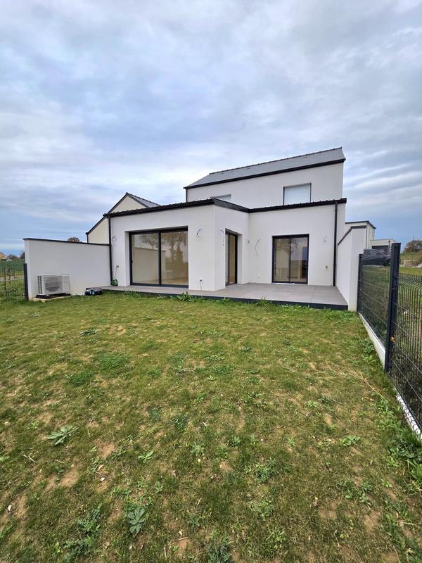 Maison contemporaine - 135 m² - 6 pièces