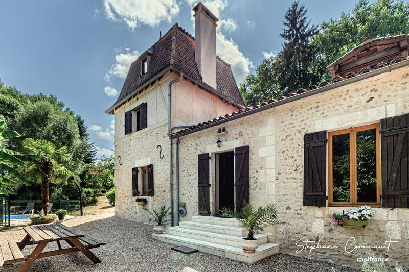 Maison en pierre - 171 m² - 5 pièces