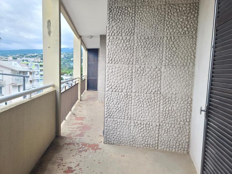 Appartement - 77 m² - 3 pièces