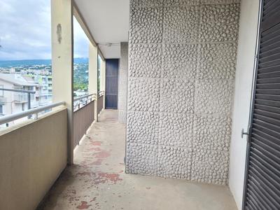 Appartement - 77 m² - 3 pièces