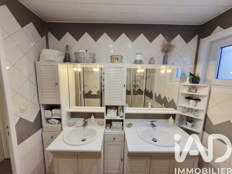 Maison - 95 m² - 5 pièces