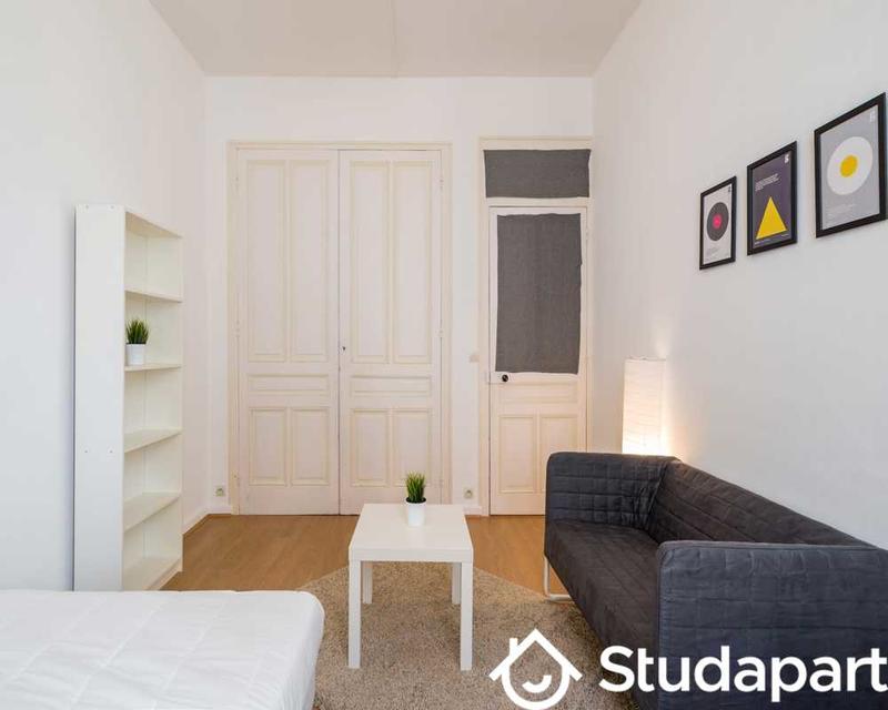 Chambre - 67 m² - 1 pièce