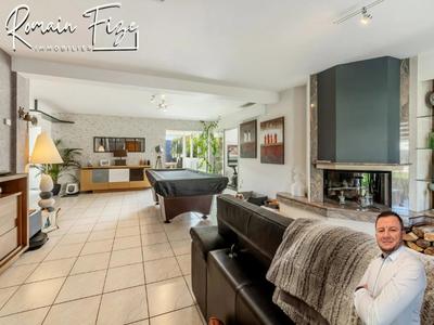 Pavillon - 173 m² - 7 pièces