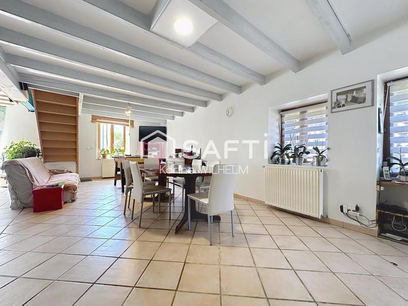 Maison - 200 m² - 8 pièces