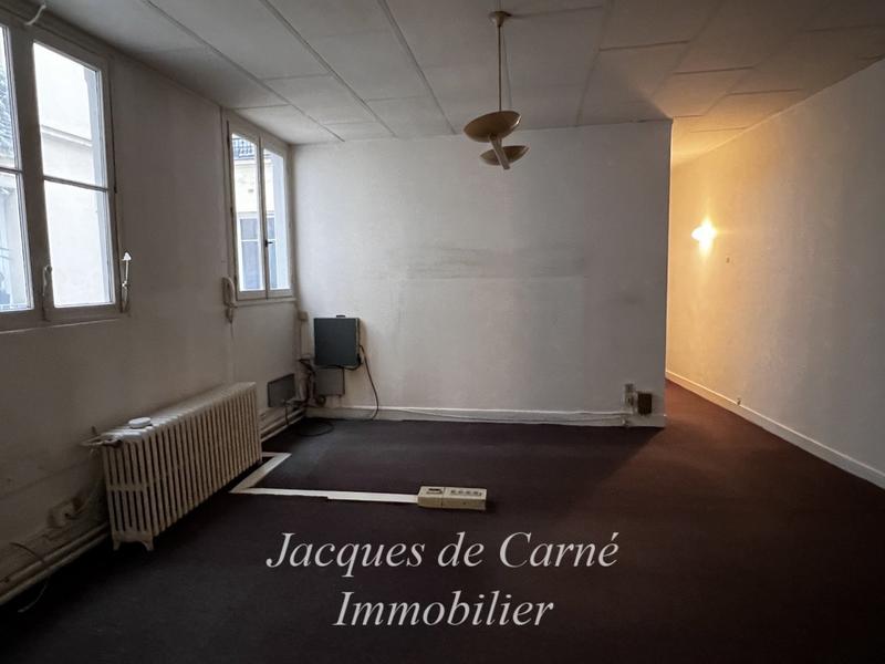 Local commercial - 122 m² - 6 pièces