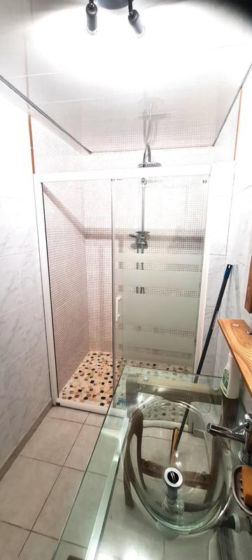 Maison - 240 m² - 12 pièces