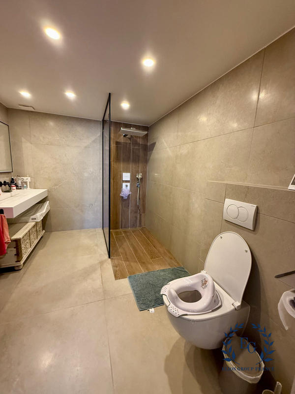 Appartement - 124 m² - 4 pièces