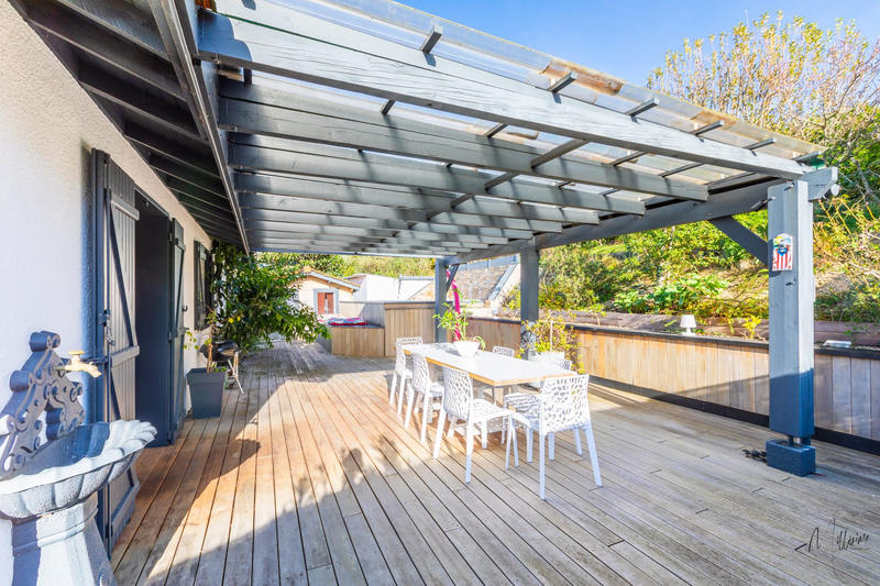 Maison - 131 m² - 6 pièces