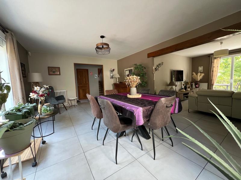 Maison - 175 m² - 6 pièces