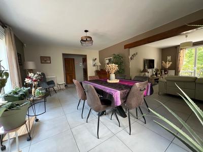 Maison - 175 m² - 6 pièces