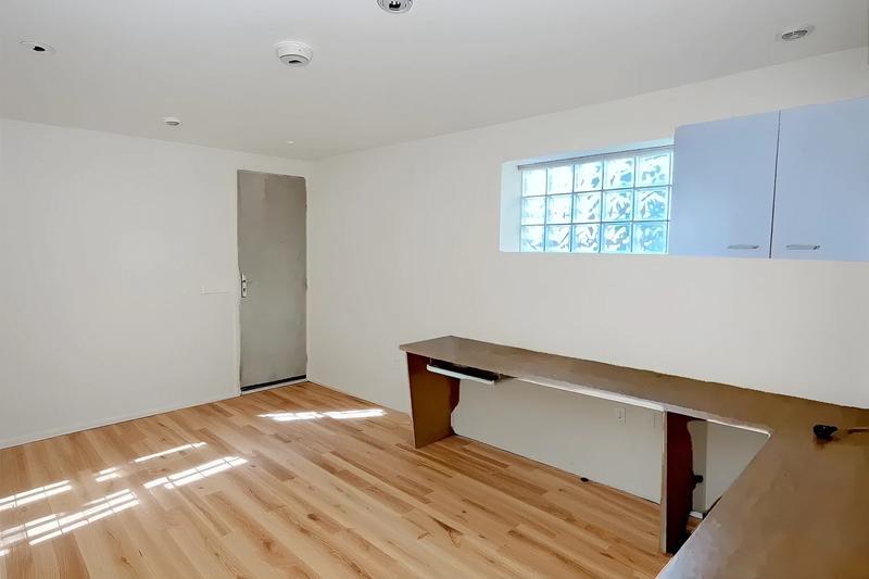 Local d'activités - 61 m² - 2 pièces