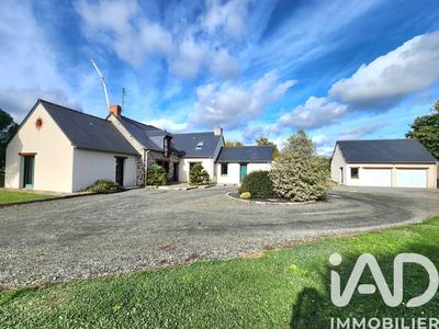 Maison - 306 m² - 10 pièces