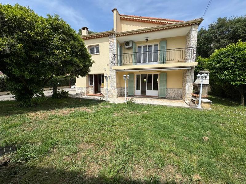 Maison - 149 m² - 5 pièces