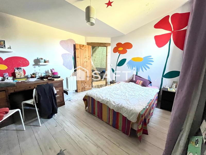 Maison - 224 m² - 7 pièces