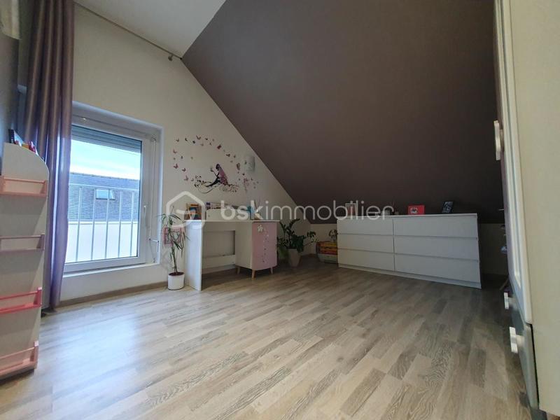 Maison - 96 m² - 4 pièces