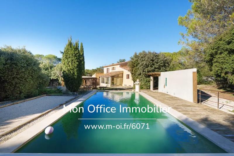 Villa - 200 m² - 8 pièces