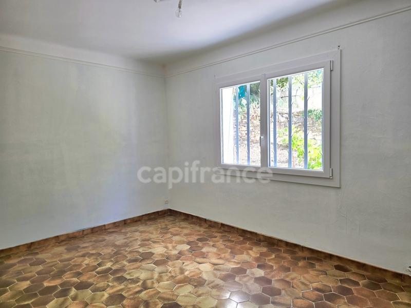 Maison - 180 m² - 5 pièces