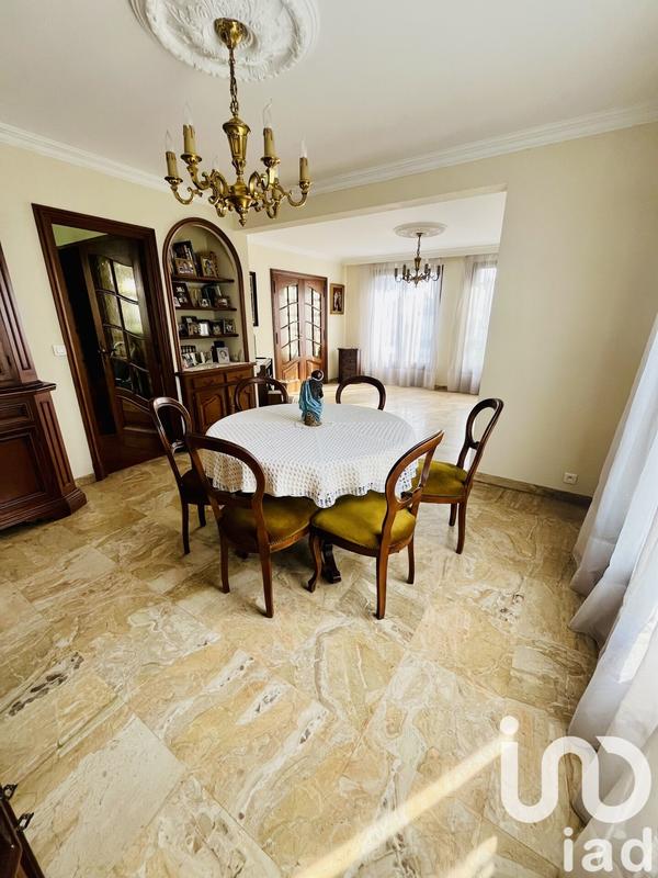 Maison - 140 m² - 6 pièces