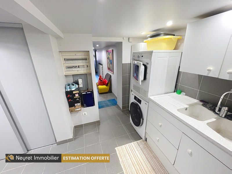 Maison - 175 m² - 7 pièces