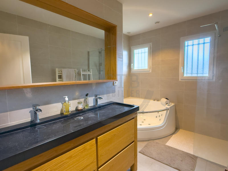 Maison - 124 m² - 5 pièces