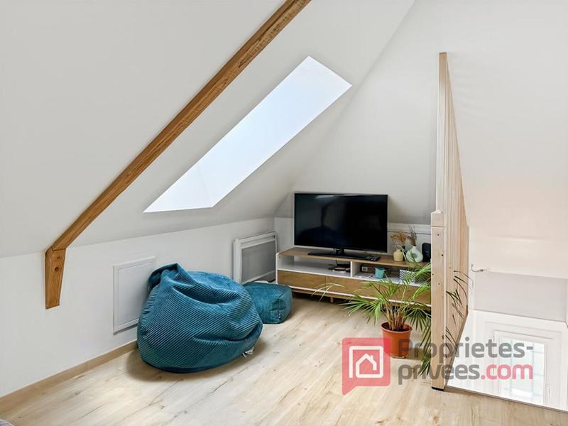 Maison - 95 m² - 5 pièces