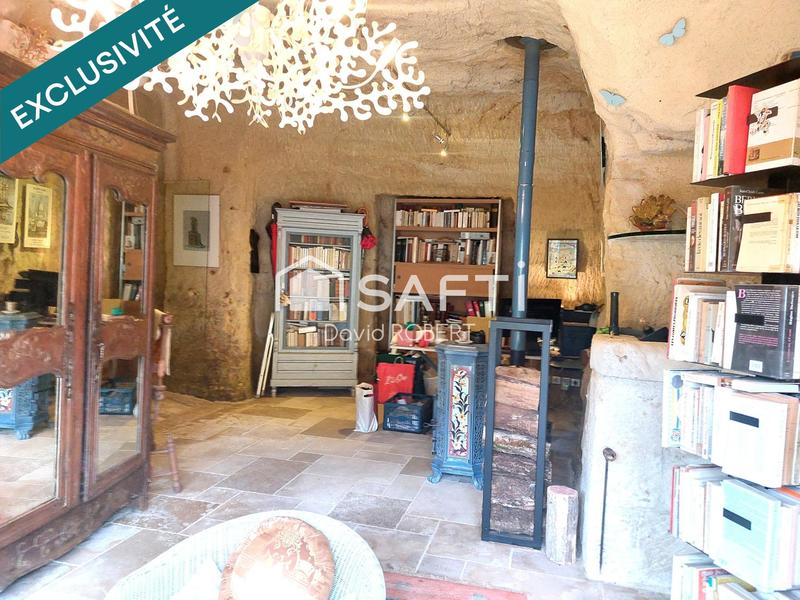 Maison - 244 m² - 8 pièces