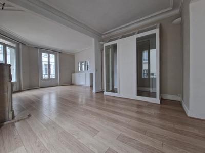 Appartement - 112 m² - 4 pièces