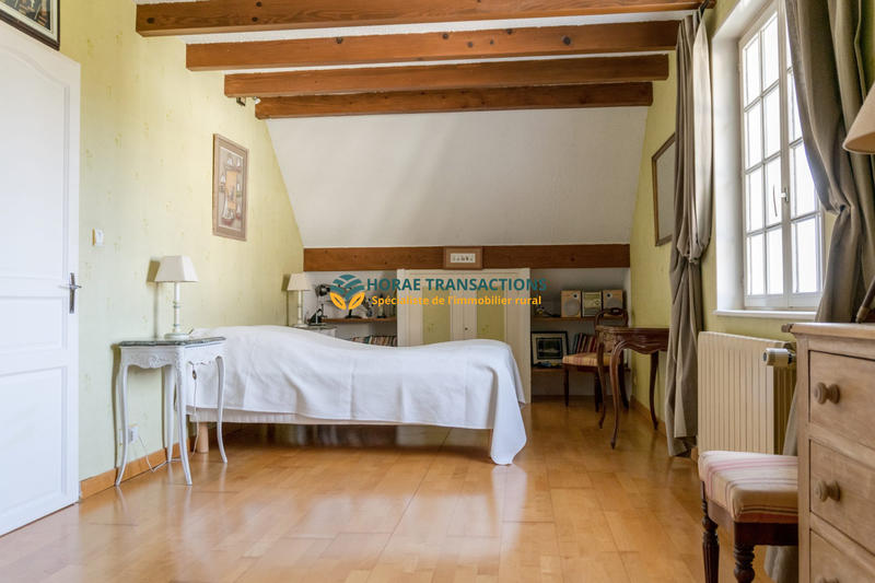 Maison - 215 m² - 7 pièces