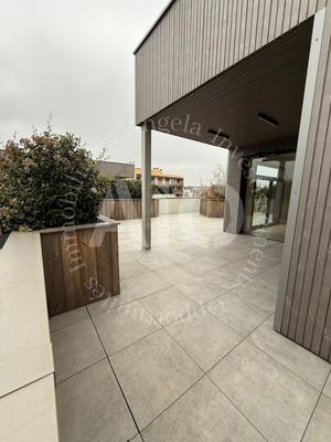 Appartement - 121 m² - 5 pièces