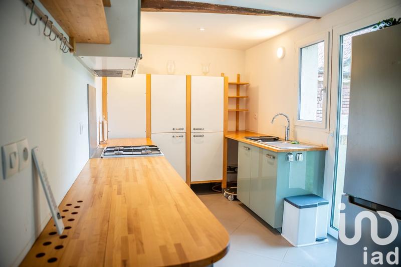 Maison - 242 m² - 11 pièces