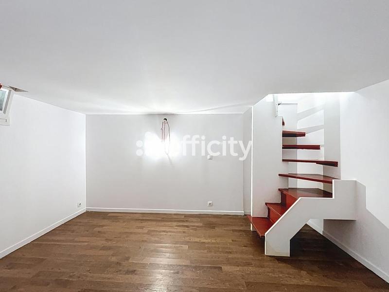 Appartement - 75 m² - 3 pièces